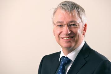 Photo of Steve Warburton - chief executive of Liverpool University Hospitals NHS Foundation Trust